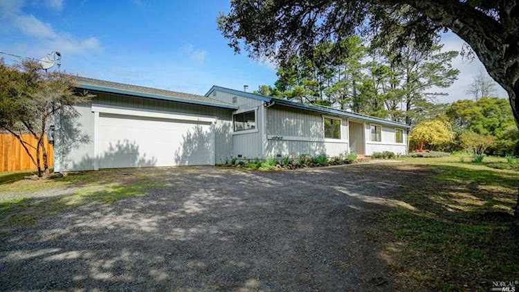 1017 Tilton Road Sebastopol, CA 95472