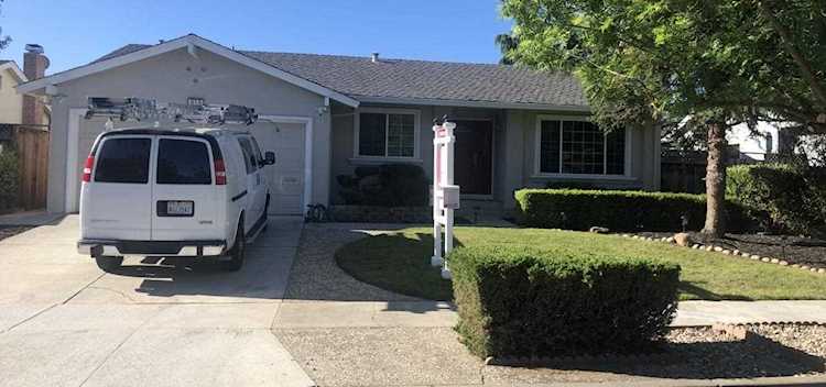 8882 Daffodil Pl Gilroy, CA 95020