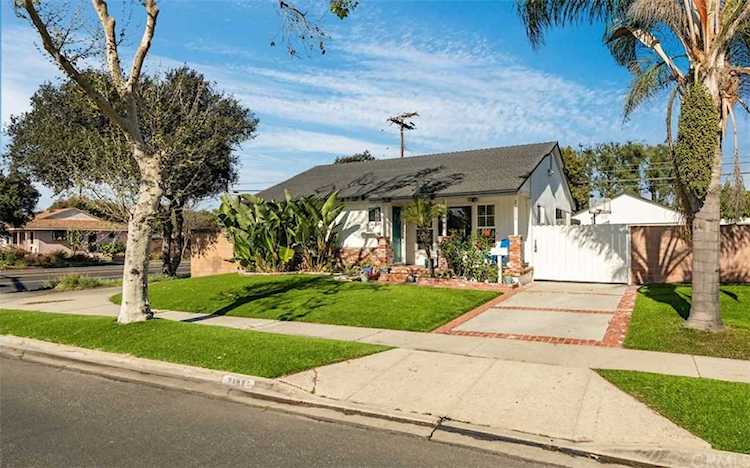 21806 Anza Avenue Torrance, CA 90503