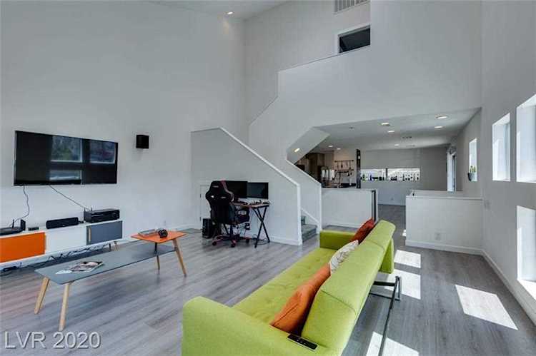 254 Tower Las Vegas, NV 89101