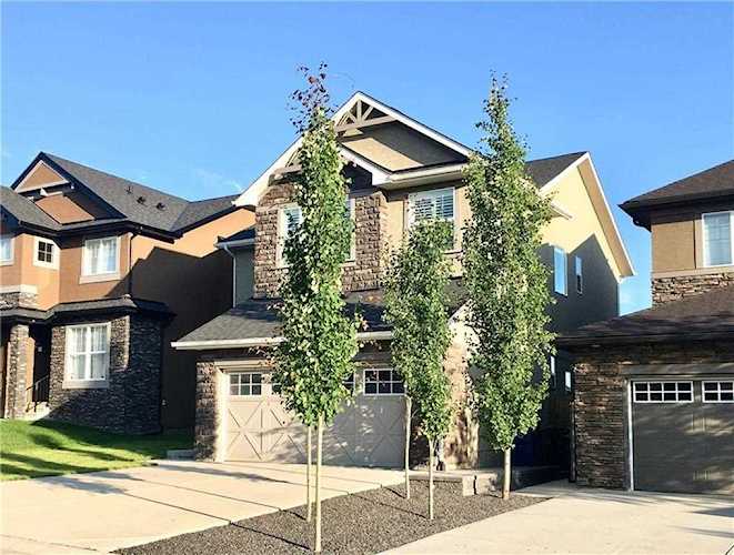 62 Aspenshire Place SW Calgary, AB T3H 0P6