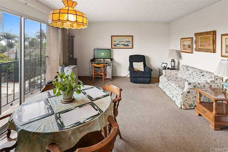 191 Kennebec Avenue #403 Long Beach, CA 90803