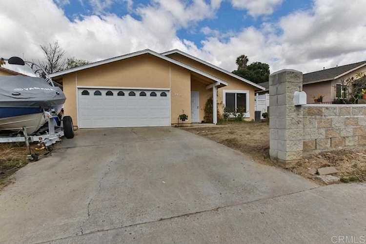 245 Deep Dell Rd San Diego, CA 92114
