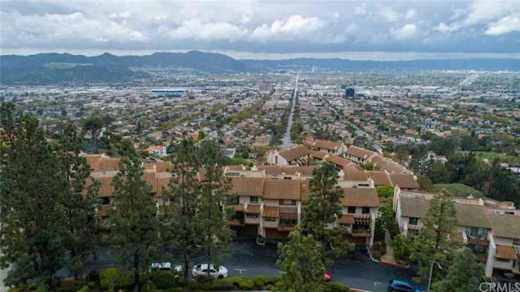 1705 Camino De Villas Burbank, CA 91501