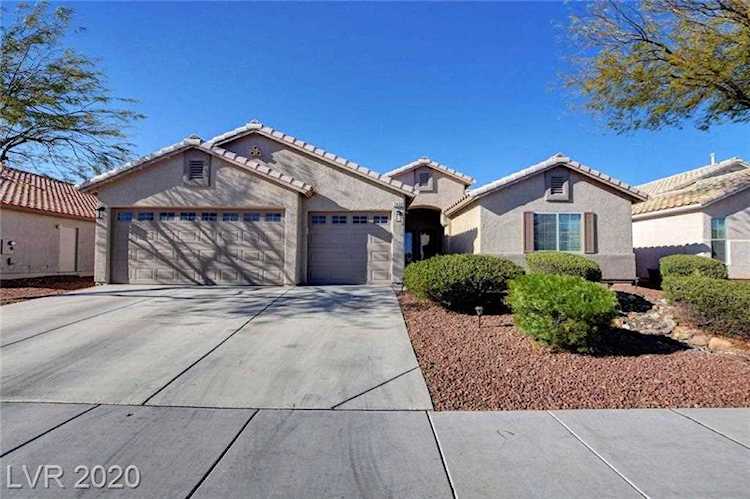 2632 Blue Ave North Las Vegas, NV 89081