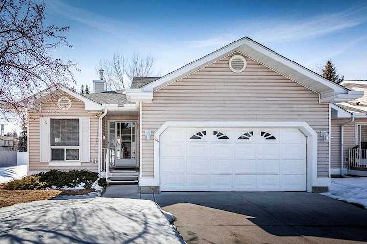 24 Deer Ridge Close SE Calgary, AB T2J 7C2