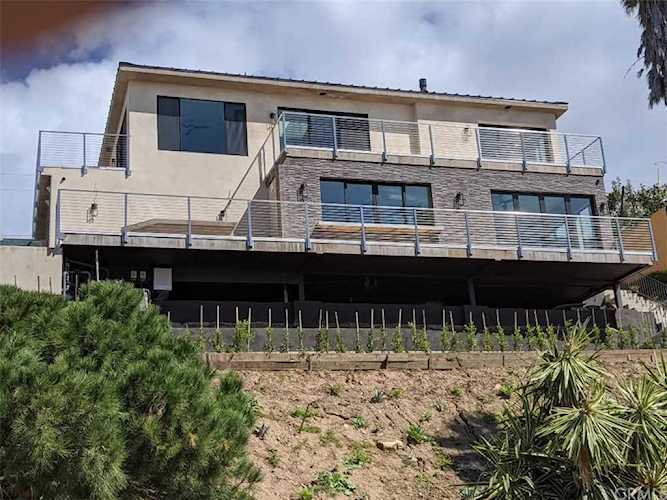 25411 Malibu Road Malibu, CA 90265