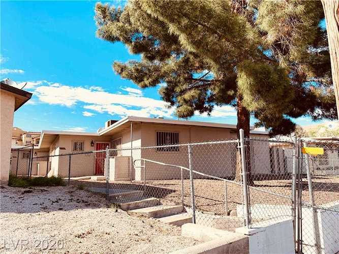 221 N 14th St Las Vegas, NV 89101
