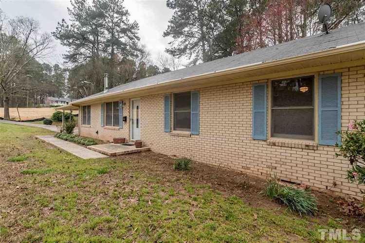 1505 Amberley Drive Durham, NC 27704