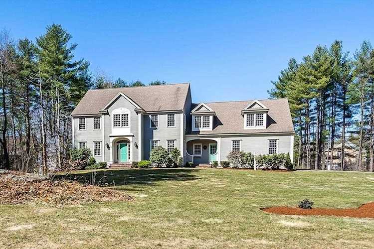 74 Quaker Lane Bolton, MA 01740