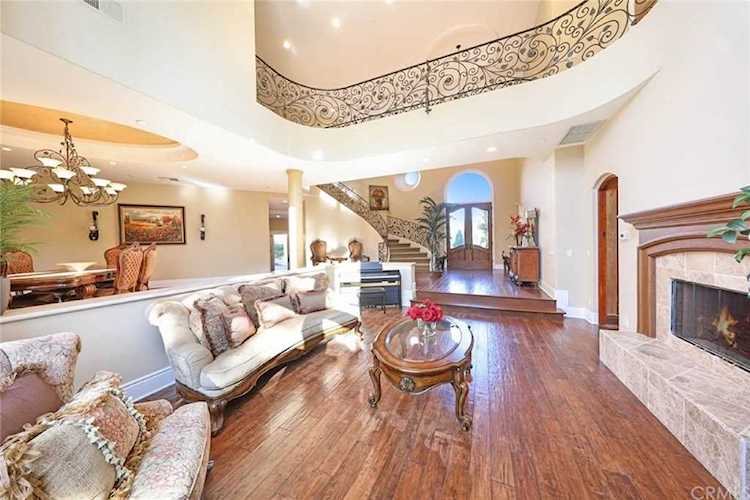 21 Poppy Hills Road Laguna Niguel, CA 92677