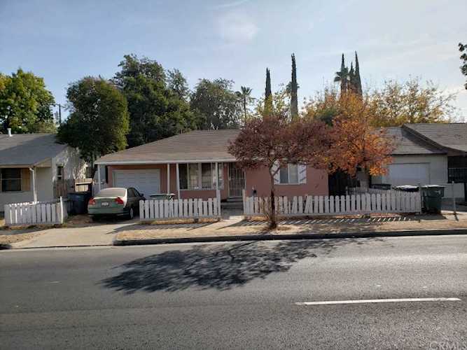 1218 E Shields Avenue Fresno, CA 93704
