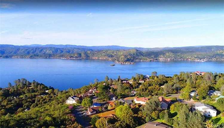 5489 Spruce Avenue Clearlake, CA 95422