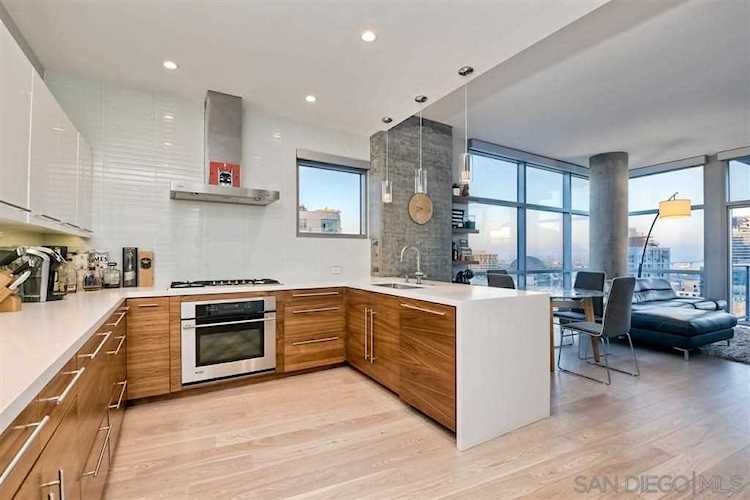800 The Mark #2305 San Diego, CA 92101