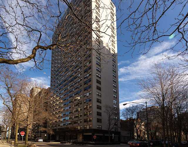 1445 N State Parkway #1501 Chicago, IL 60610