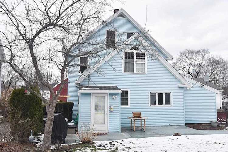 16 Collins Ave #A Amesbury, MA 01913