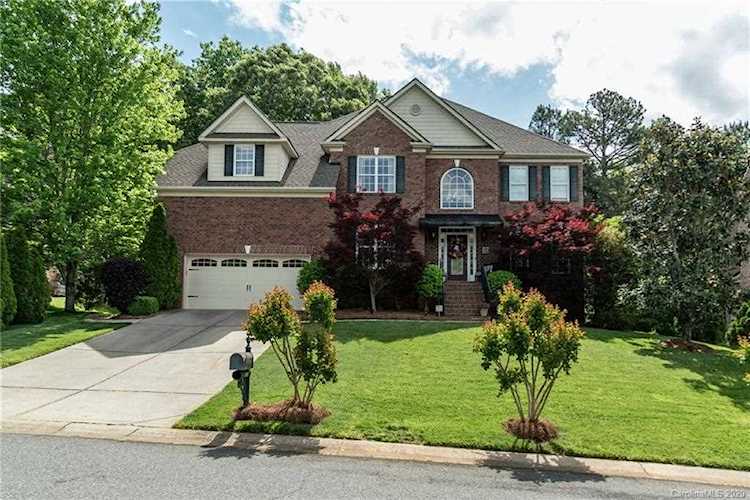 109 Millwood Dr Fort Mill, SC 29715