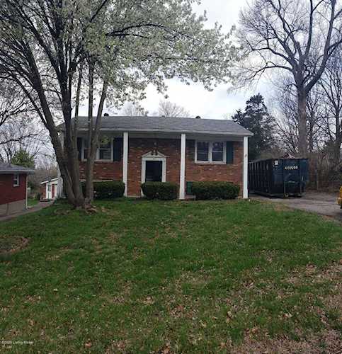 6111 Whispering Hills Blvd Louisville, KY 40219