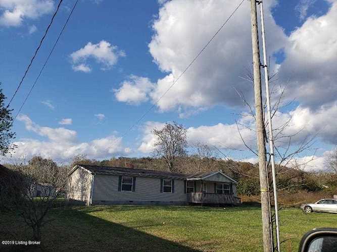 109 Carson Sanders, KY 41083