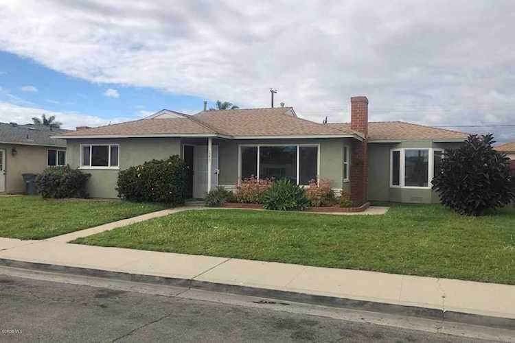 1233 W Iris Street Oxnard, CA 93033