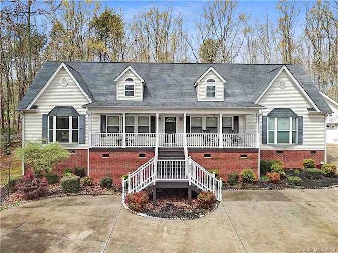 6390 Charlotte Hwy York, SC 29745