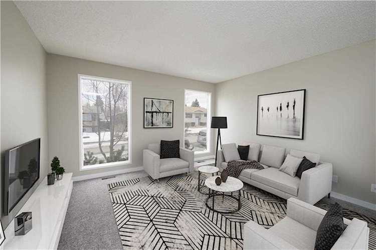 336 Rundlehill Drive NE #33 Calgary, AB T1Y 2Y2