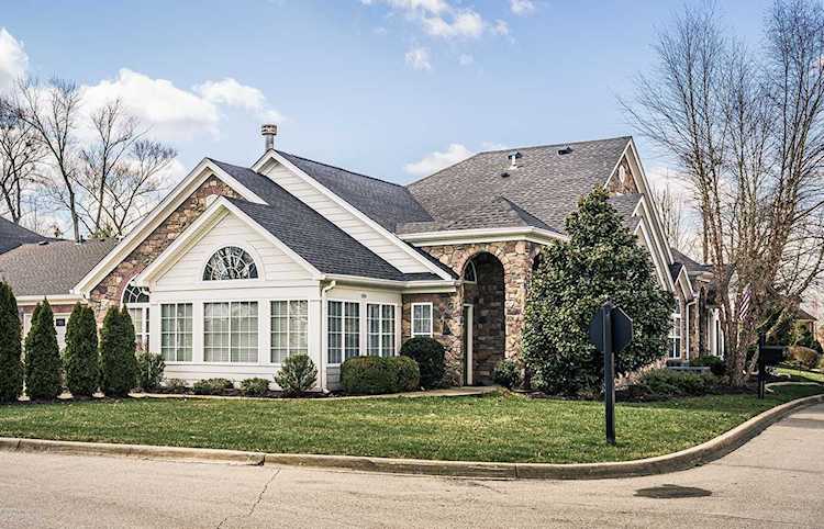 4304 Ivy Crest Cir Louisville, KY 40241