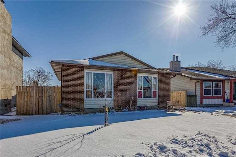 59 Templebow Way NE Calgary, AB T1Y 5B5