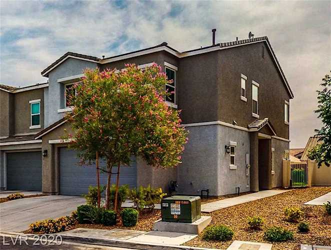 4520 Roaming Vines St North Las Vegas, NV 89031