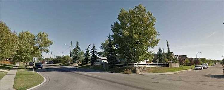 6508 & 6520 Rundlehorn Drive NE Calgary, AB T1Y 3X8 | MLS ® C4292219 Photo 1