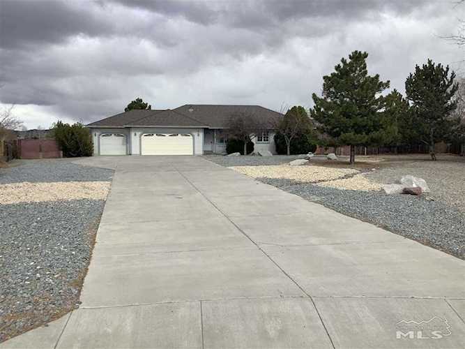 335 Mayacamas Ct Sparks, NV 89441