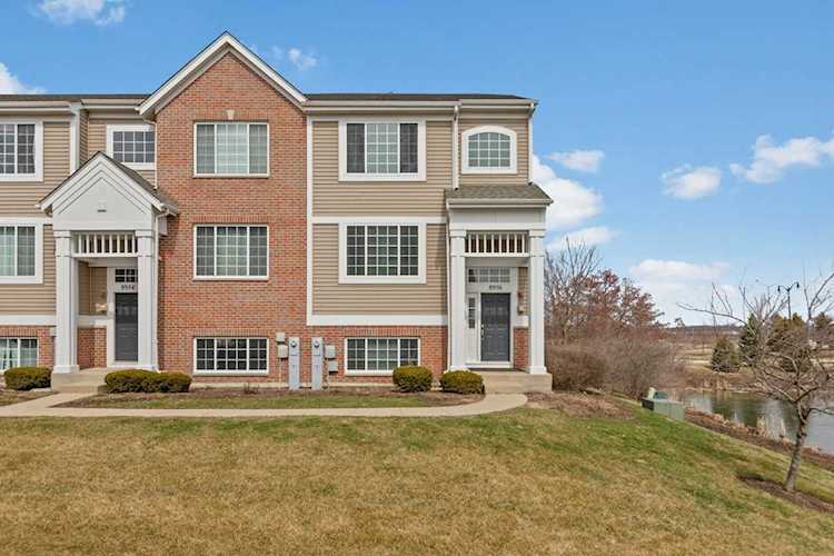 8956 Disbrow St Huntley, IL 60142