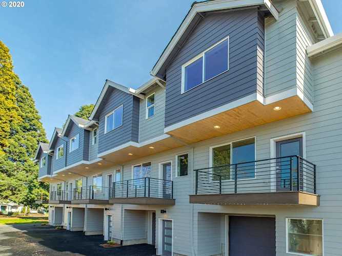8957 N Kellogg St Portland, OR 97203