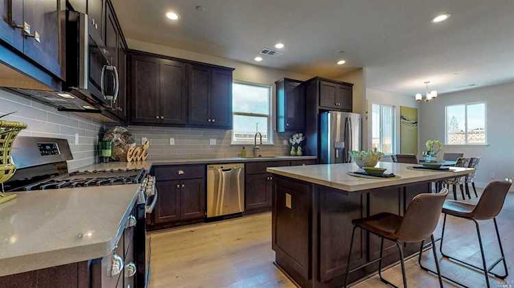 3709 Espresso Court Santa Rosa, CA 95403