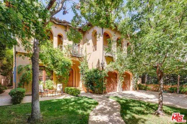 11721 Chenault Street Los Angeles, CA 90049