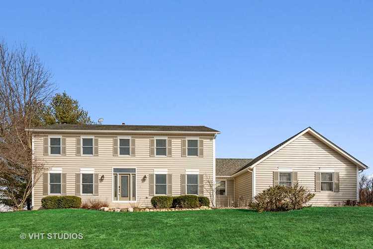 9N909 Heatherington Place Elgin, IL 60124