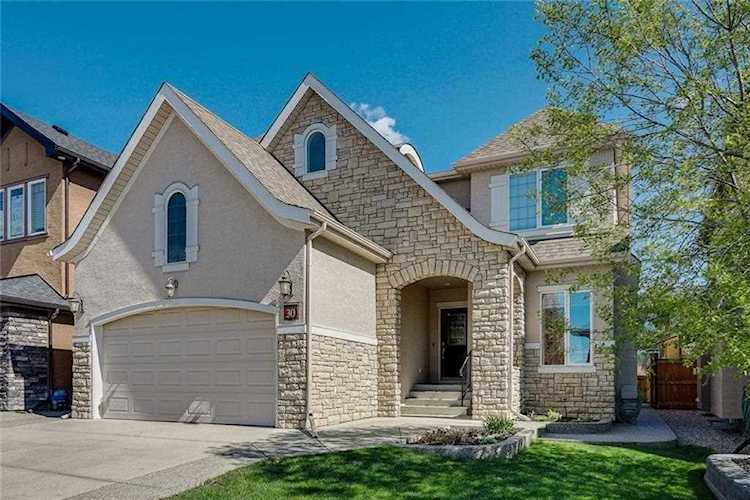 30 Tuscany Estates Point(e) NW Calgary, AB T3L 0C3