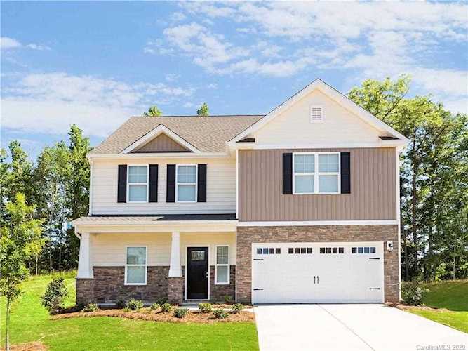 216 Shoshoni Ct Fort Mill, SC 29715