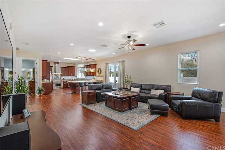 2660 Brian Avenue Torrance, CA 90505