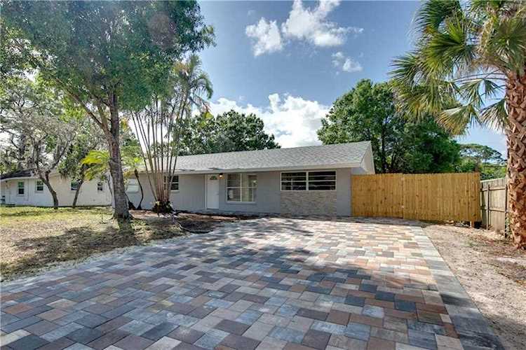 5424 Altoona Street Sarasota, FL 34232