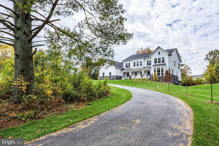11812 Winterway Ln Fairfax Station, VA 22039