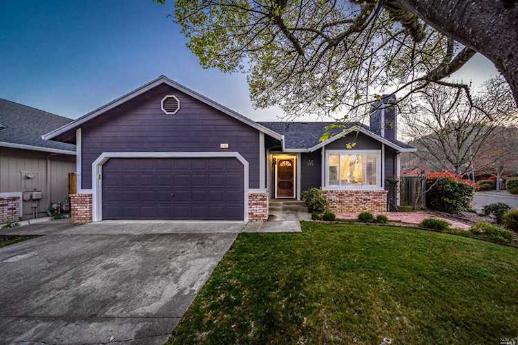 117 William Circle Cloverdale, CA 95425