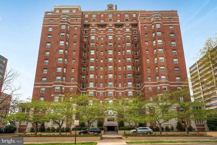 3908 Charles St #402 Baltimore, MD 21218