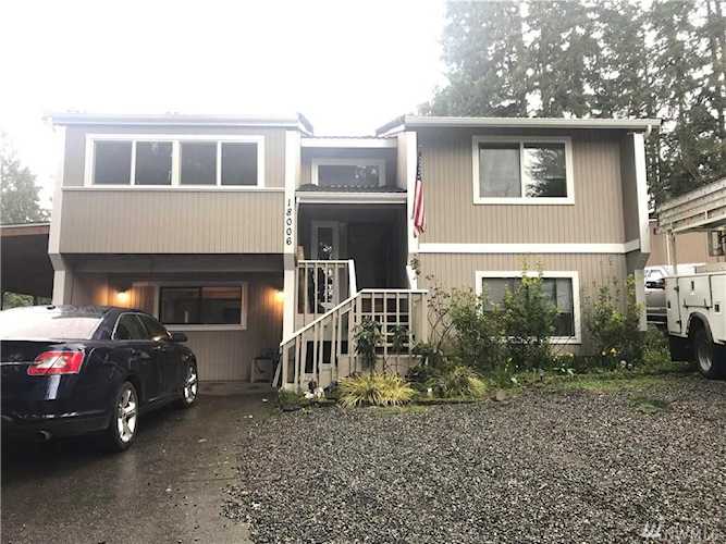18006 42nd St Ct E Lake Tapps, WA 98391