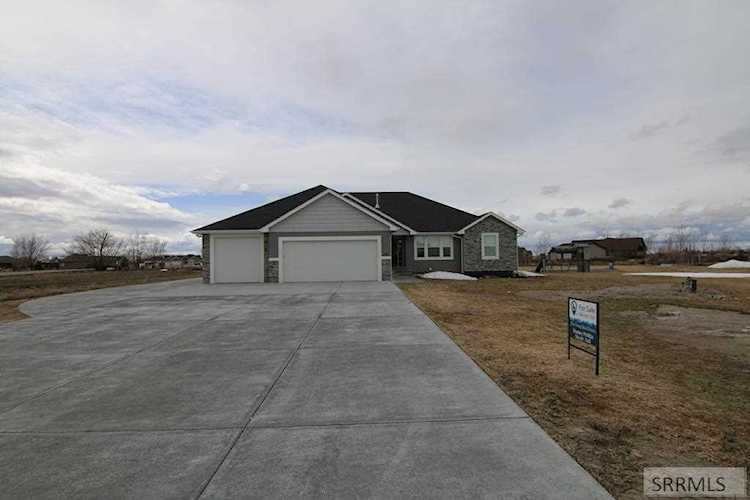 141 N 3752 East Rigby, ID 83442