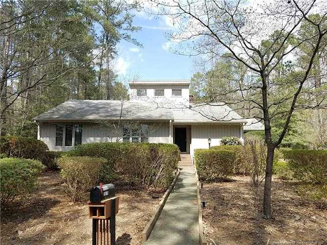 3056 Sherry Hill Sanford, NC 27332
