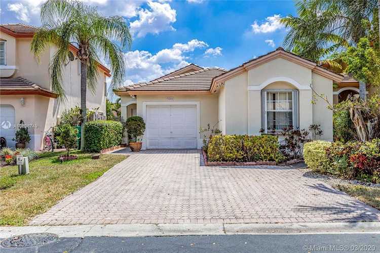 9866 NW 29th St Doral, FL 33172