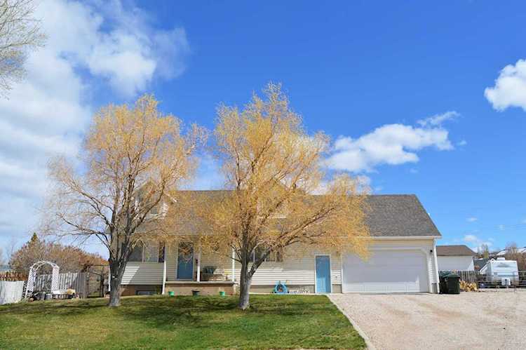 1541 E 4-D Bar CIR Enoch, UT 84721