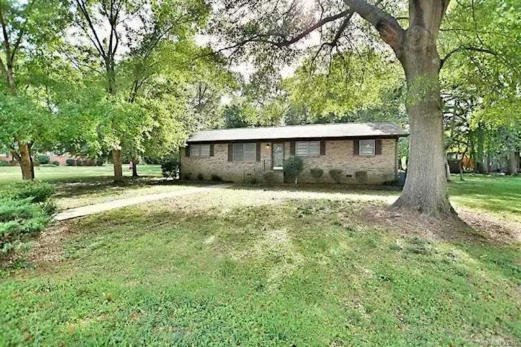 1537 Sumner Dr Rock Hill, SC 29732