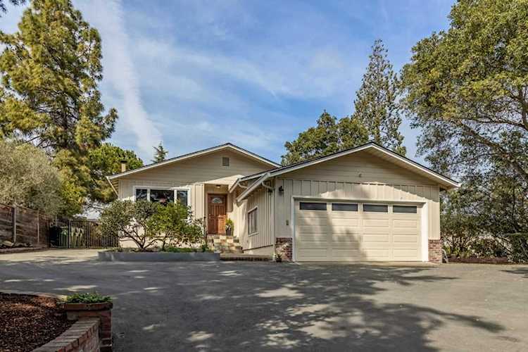 111 Alta Mesa Road Woodside, CA 94062